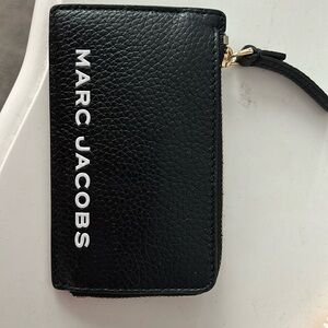 MAEC JACOBS ZIPPER WALLET